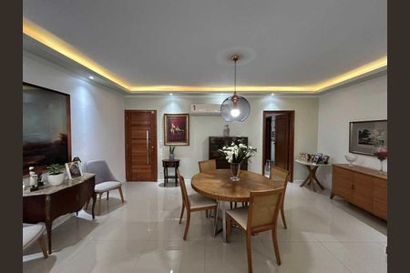 Apartamento à venda com 3 quartos, 123m² em Copacabana, Rio de Janeiro