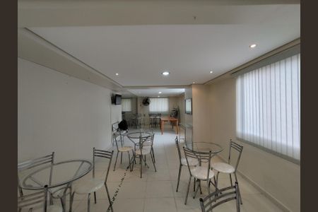 Apartamento à venda com 48m², 2 quartos e 1 vaga Apartamento à venda com 48m², 2 quartos e 1 vagaÁrea comum - Salão de festas