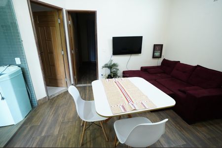 Casa para alugar com 65m², 2 quartos e sem vaga