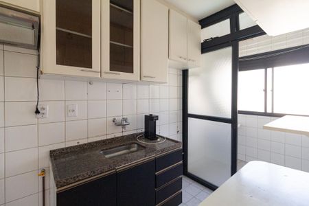 Apartamento à venda com 55m², 2 quartos e 1 vaga Apartamento à venda com 55m², 2 quartos e 1 vagaCozinha e área de serviço