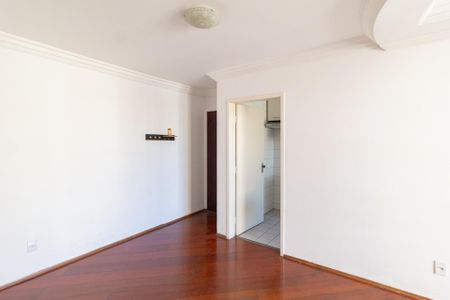 Apartamento à venda com 55m², 2 quartos e 1 vaga Apartamento à venda com 55m², 2 quartos e 1 vagaSala