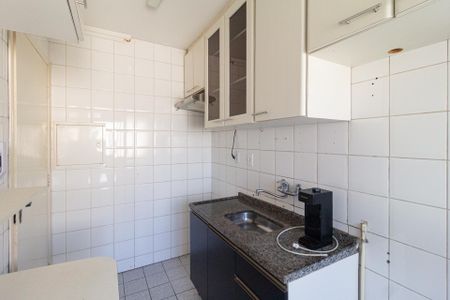 Apartamento à venda com 55m², 2 quartos e 1 vaga Apartamento à venda com 55m², 2 quartos e 1 vagaCozinha e área de serviço