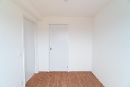 Quarto de apartamento à venda com 1 quarto, 29m² em Jardim Itacolomi, São Paulo