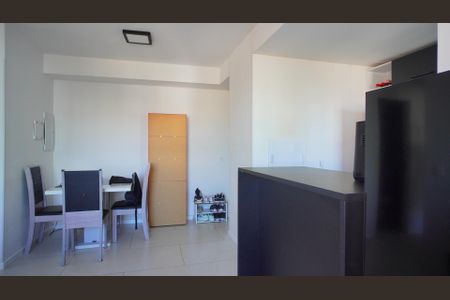 Sala  de apartamento para alugar com 2 quartos, 61m² em Azenha, Porto Alegre
