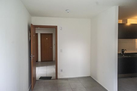 Apartamento para alugar com 2 quartos, 40m² em Campo Grande, Rio de Janeiro