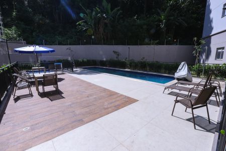 Apartamento para alugar com 39m², 2 quartos e sem vaga Apartamento para alugar com 39m², 2 quartos e sem vagaPiscina