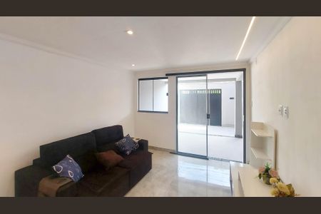 Sala de casa para alugar com 1 quarto, 100m² em Vila Emil, Mesquita