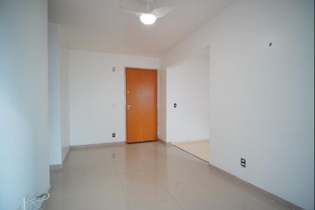 Sala de apartamento para alugar com 2 quartos, 60m² em Morro Santana, Porto Alegre