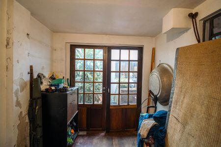 Casa à venda com 170m², 3 quartos e 2 vagasDepósito