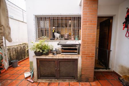 Casa à venda com 170m², 3 quartos e 2 vagasÁrea de Serviço
