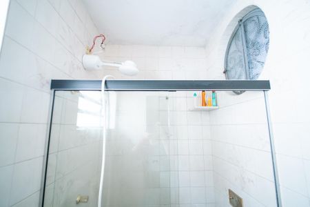 Casa à venda com 170m², 3 quartos e 2 vagasBanheiro Suíte 3