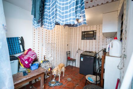 Casa à venda com 170m², 3 quartos e 2 vagasÁrea de Serviço