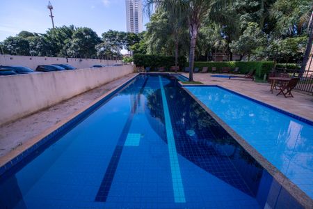 Apartamento à venda com 70m², 3 quartos e 2 vagasÁrea comum - Piscina