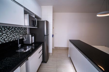Apartamento à venda com 70m², 3 quartos e 2 vagasCozinha