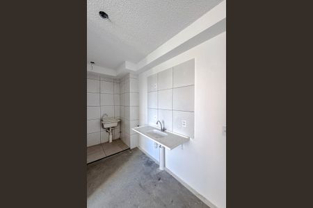 Apartamento à venda com 35m², 2 quartos e sem vaga Apartamento à venda com 35m², 2 quartos e sem vagaCozinha e Área de Serviço