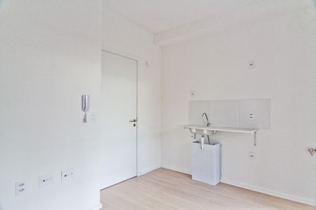 Apartamento para alugar com 35m², 2 quartos e sem vaga Apartamento para alugar com 35m², 2 quartos e sem vagaSala e cozinha