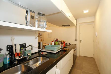 Apartamento à venda com 103m², 2 quartos e 2 vagasCozinha e Área de Serviço