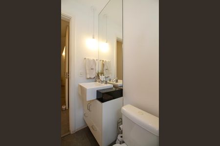 Apartamento à venda com 103m², 2 quartos e 2 vagasBanheiro Social