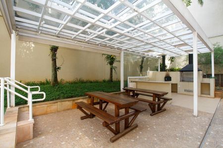 Apartamento à venda com 103m², 2 quartos e 2 vagasÁrea Comum - Churrasqueira