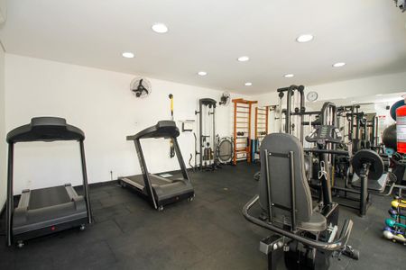 Apartamento à venda com 103m², 2 quartos e 2 vagasÁrea Comum - Academia