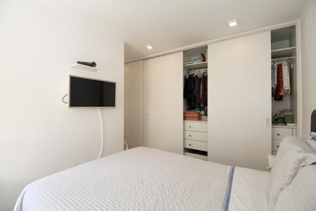 Apartamento à venda com 103m², 2 quartos e 2 vagasSuíte