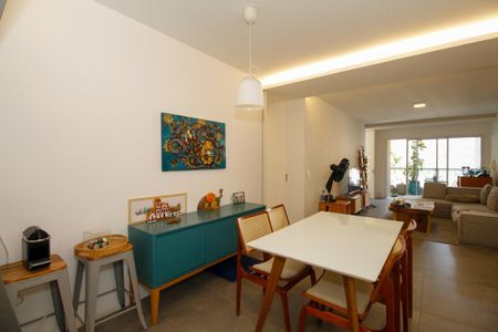 Apartamento à venda com 103m², 2 quartos e 2 vagasSala de Estar e Jantar