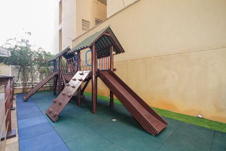 Apartamento à venda com 103m², 2 quartos e 2 vagasÁrea Comum - Playground