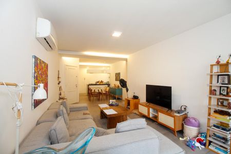 Apartamento à venda com 103m², 2 quartos e 2 vagasSala de Estar e Jantar