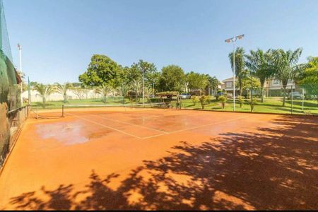 Casa de condomínio para alugar com 260m², 3 quartos e 4 vagasQuadra Esportiva