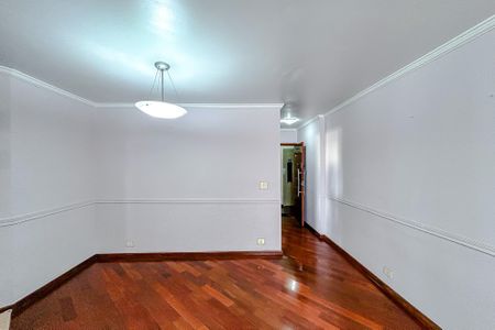 Apartamento para alugar com 74m², 3 quartos e 1 vagaSala