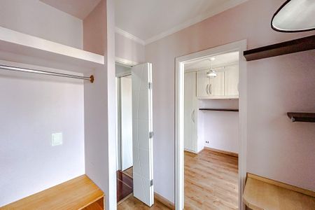 Apartamento para alugar com 74m², 3 quartos e 1 vagaCloset da suíte