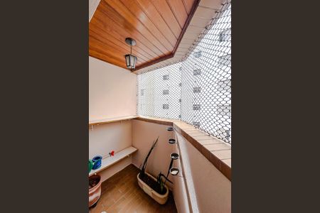 Apartamento para alugar com 74m², 3 quartos e 1 vagaVaranda