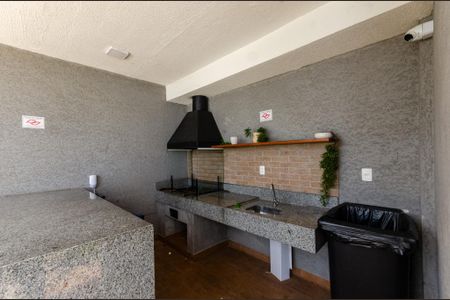 Apartamento para alugar com 38m², 2 quartos e sem vagaÁrea comum - Churrasqueira