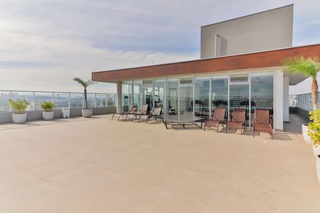 Apartamento à venda com 23m², 1 quarto e sem vagaÁrea comum - Piscina