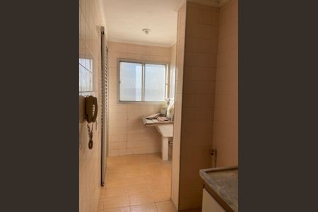 Apartamento para alugar com 60m², 3 quartos e sem vagaÁrea de Serviço