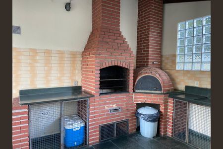 Apartamento para alugar com 60m², 3 quartos e sem vagaÁrea comum - Churrasqueira
