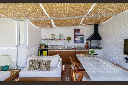 Apartamento à venda com 2 quartos, 104m² em Chácara Santo Antônio, São Paulo