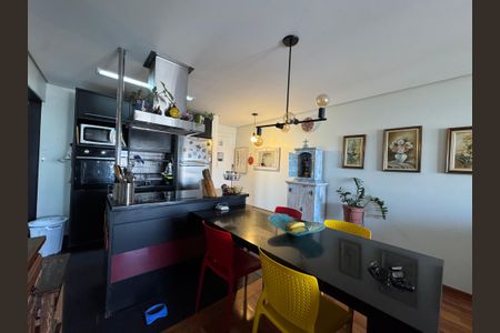 Apartamento à venda com 82m², 2 quartos e 2 vagasSala