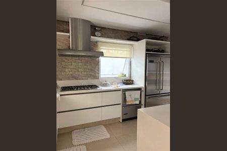 Casa à venda com 3 quartos, 400m² em Jardim Petropolis, São Paulo