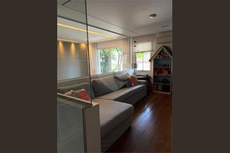 Casa à venda com 3 quartos, 400m² em Jardim Petropolis, São Paulo