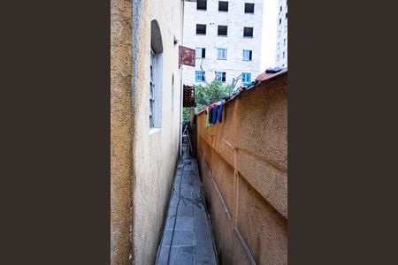 Casa para alugar com 100m², 2 quartos e 1 vaga Casa para alugar com 100m², 2 quartos e 1 vagaCorredor