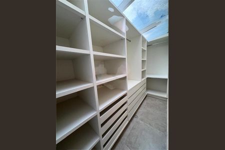 Apartamento à venda com 157m², 3 quartos e 4 vagas