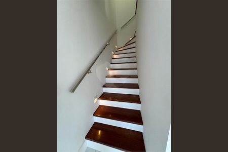 Apartamento à venda com 157m², 3 quartos e 4 vagas