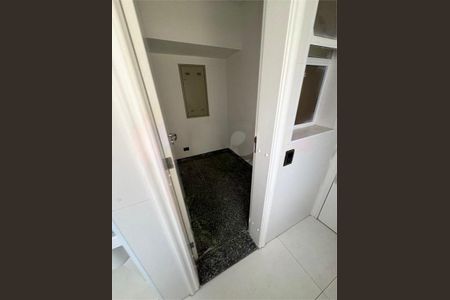 Apartamento à venda com 157m², 3 quartos e 4 vagas
