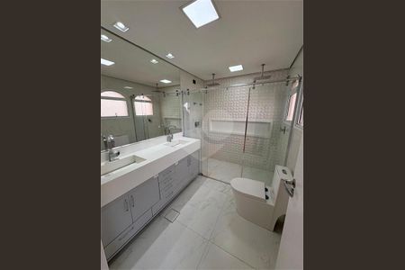 Apartamento à venda com 157m², 3 quartos e 4 vagas