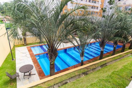 Apartamento para alugar com 49m², 2 quartos e 1 vaga Apartamento para alugar com 49m², 2 quartos e 1 vagaÁrea comum - Piscina