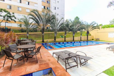 Apartamento para alugar com 49m², 2 quartos e 1 vaga Apartamento para alugar com 49m², 2 quartos e 1 vagaÁrea comum - Piscina