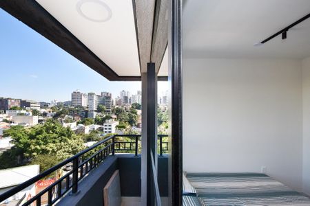 varanda quarto de apartamento para alugar com 1 quarto, 25m² em Pinheiros, São Paulo