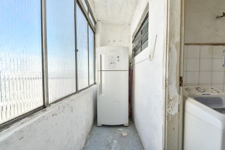 Apartamento à venda com 66m², 3 quartos e sem vaga Apartamento à venda com 66m², 3 quartos e sem vagaÁrea de serviço