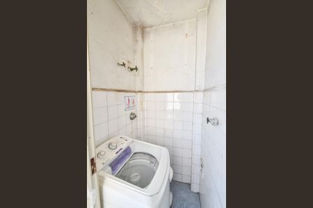 Apartamento à venda com 66m², 3 quartos e sem vaga Apartamento à venda com 66m², 3 quartos e sem vagaBanheiro de serviço